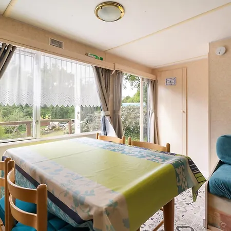 Mobilhome Capacite 2 A 4 Personnes *